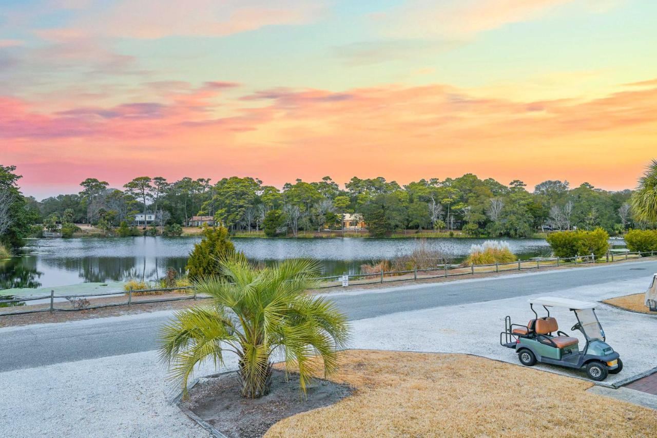 Myrtle Beach Abode With Seasonal Pool And Lake View! Villa Dış mekan fotoğraf